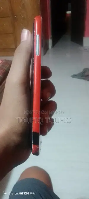 Phone 2GB (Used)