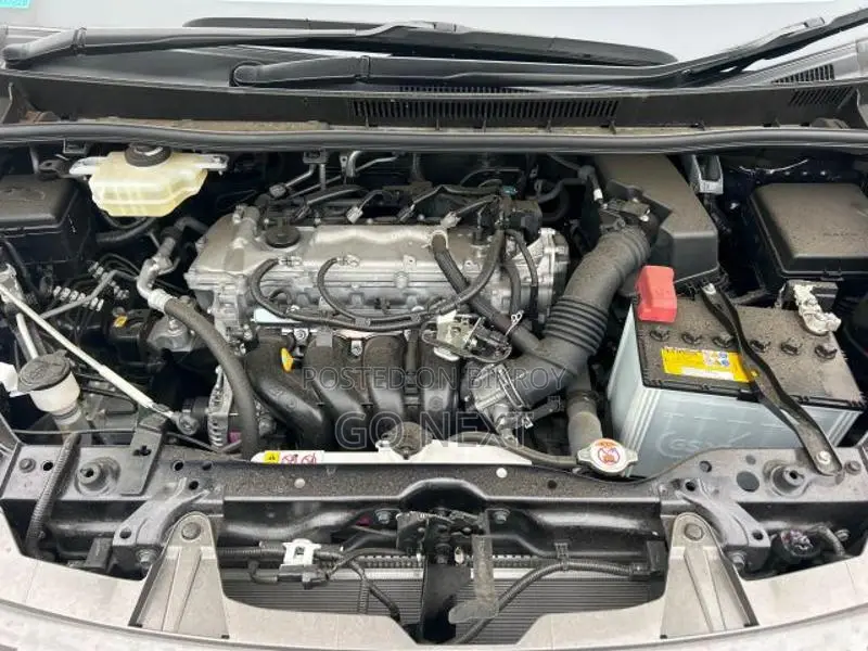 Toyota Esquire GI Premium (Octane) 2020