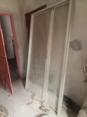 মেন রুমের দরজা