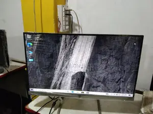 HP IPS Borderless 22 FW white 100% Fresh