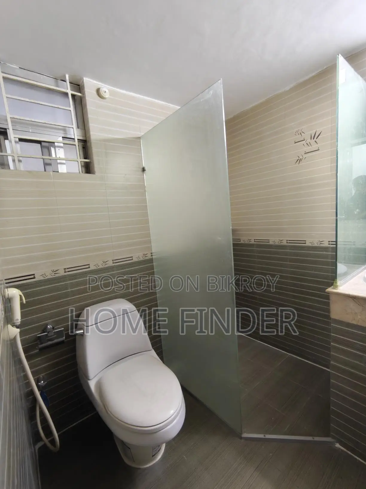 4 Bed 3550 Sqft Un-Furnished Apartment For Rent In Gulshan 2