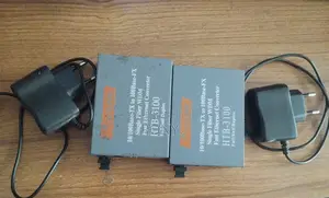 Mc Media Converter 1 Pair with Power Adapter; 100 Mbps