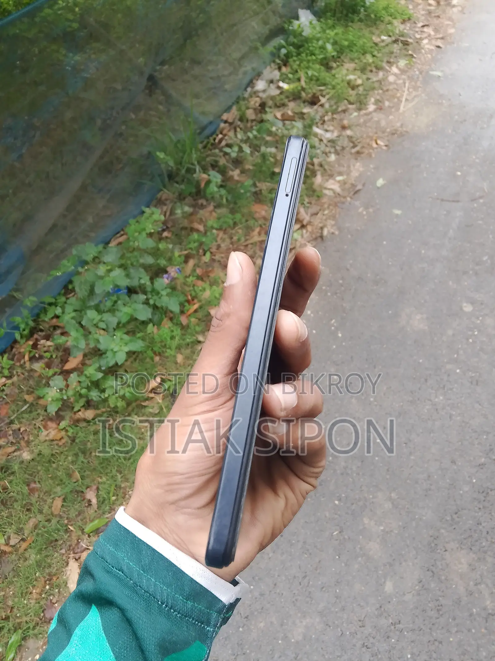 Xiaomi Redmi Note 12 . (Used)
