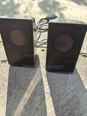 D7 Multimedia Speaker With 3.5 Aux Connectivity