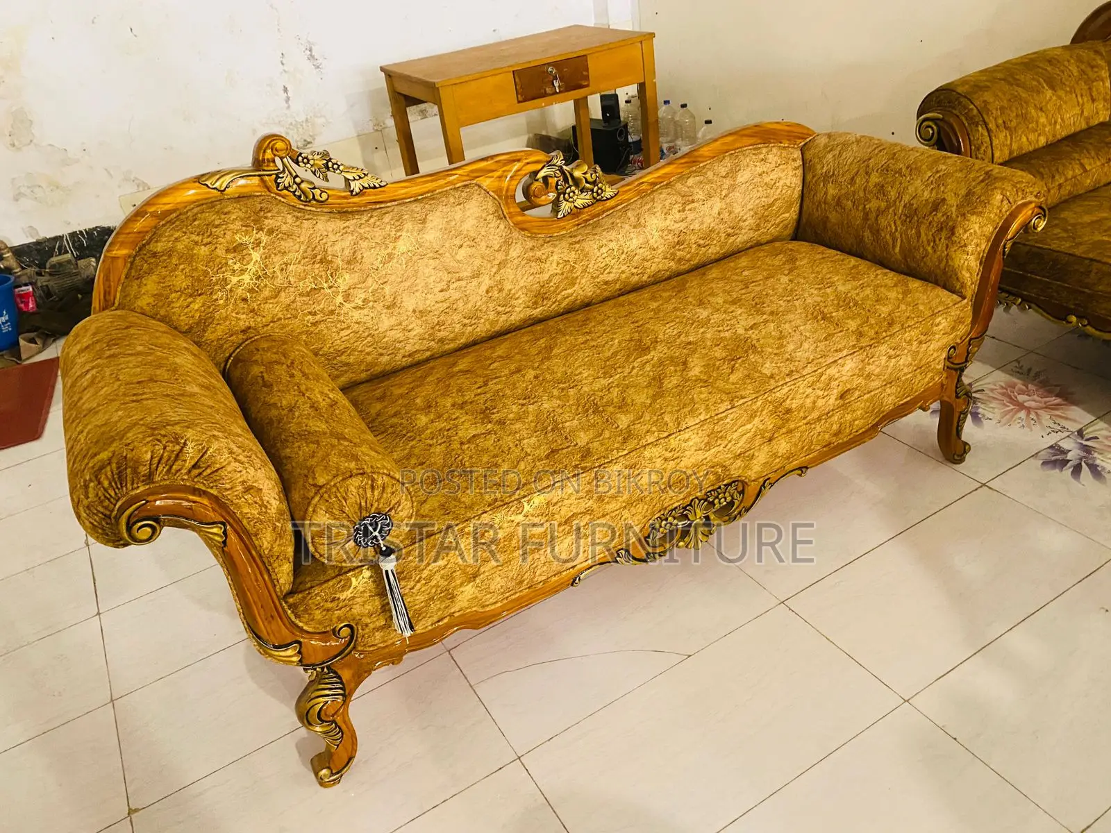 Wooden DIvan DV95F