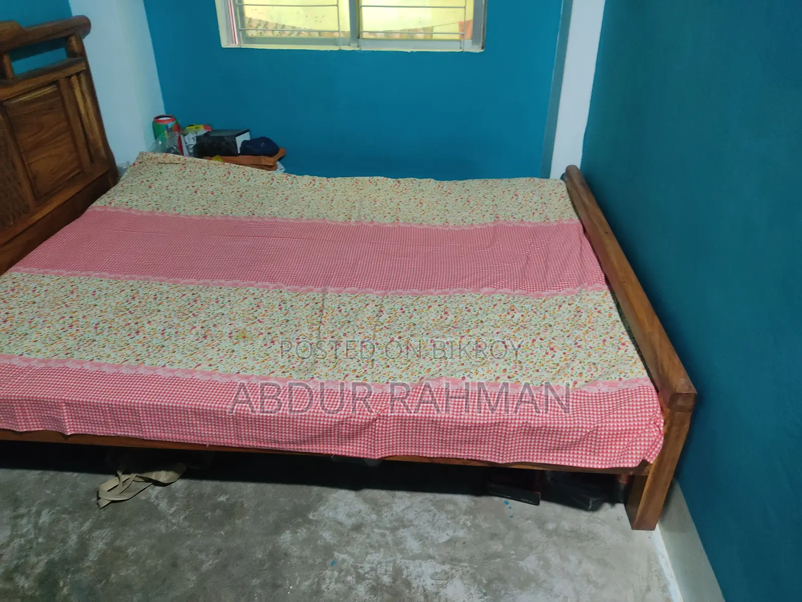 আকাশ মনি কাঠের খাট