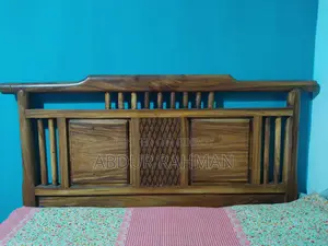 আকাশ মনি কাঠের খাট