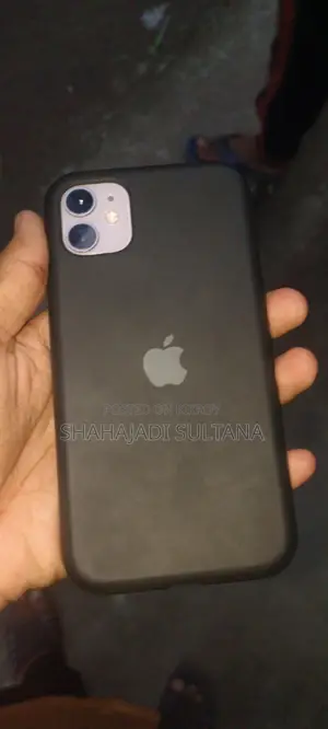 Apple iPhone 11 / (Used)