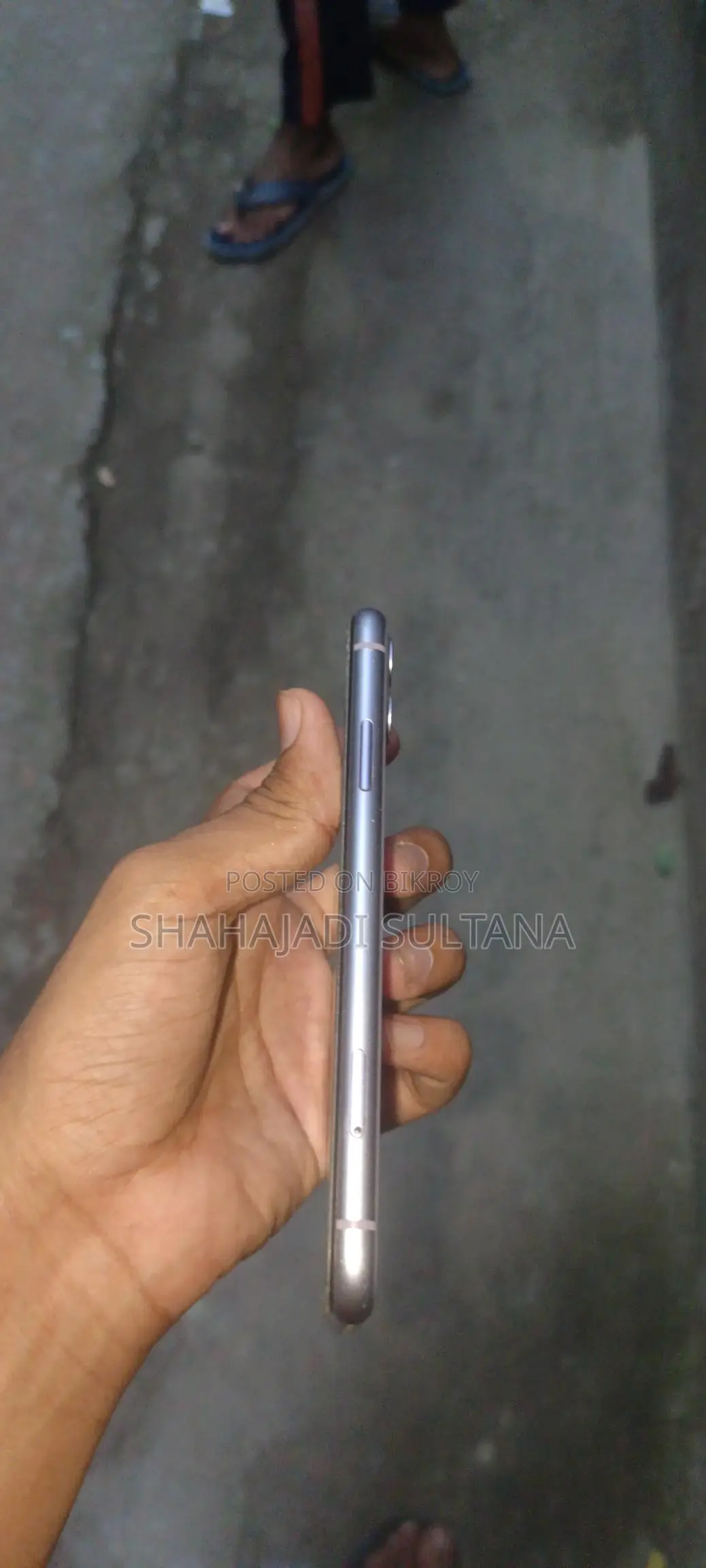 Apple iPhone 11 / (Used)