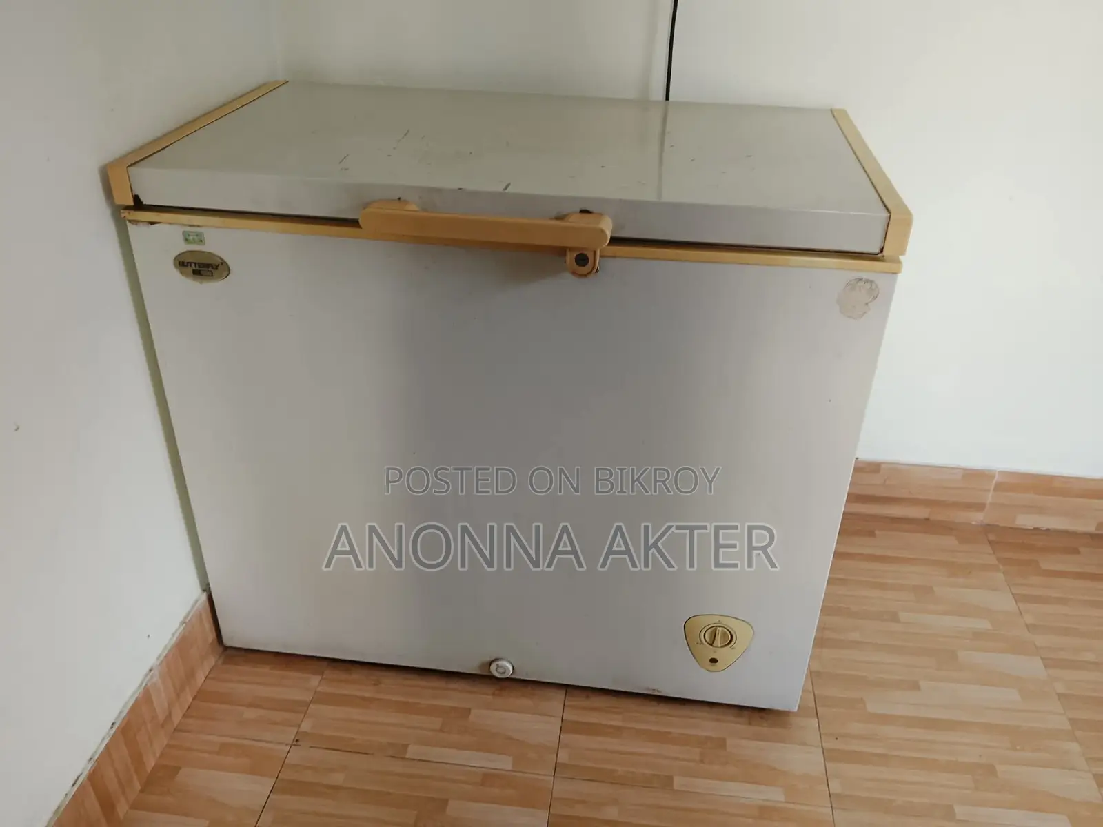 Urgent Sale – LG Butterfly Deep Freezer
