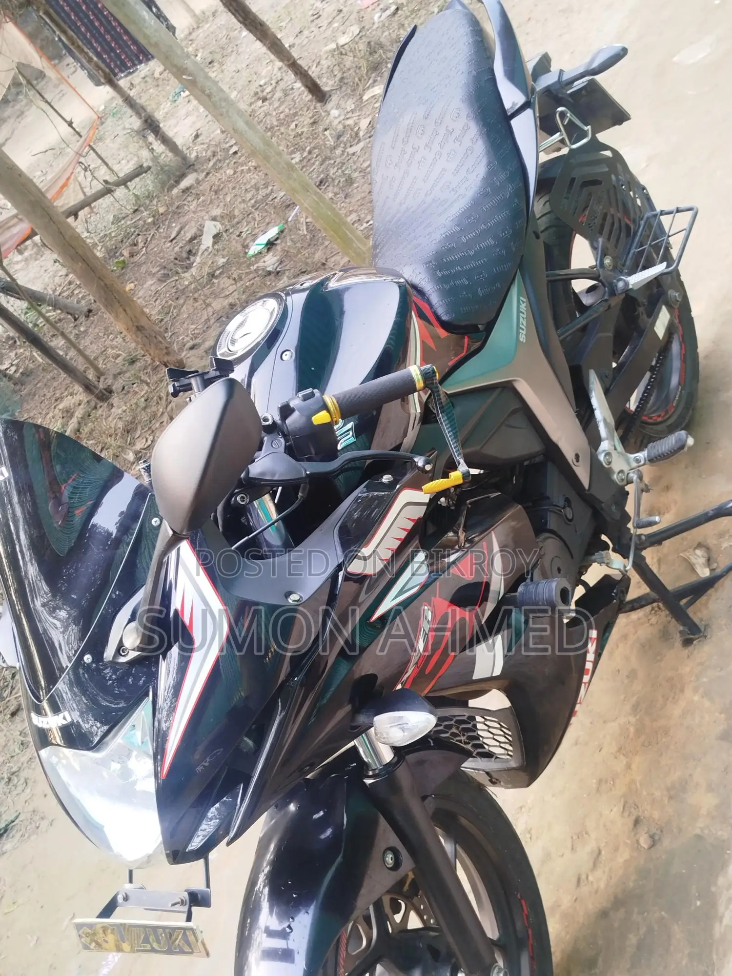 Suzuki Gixxer . 2023