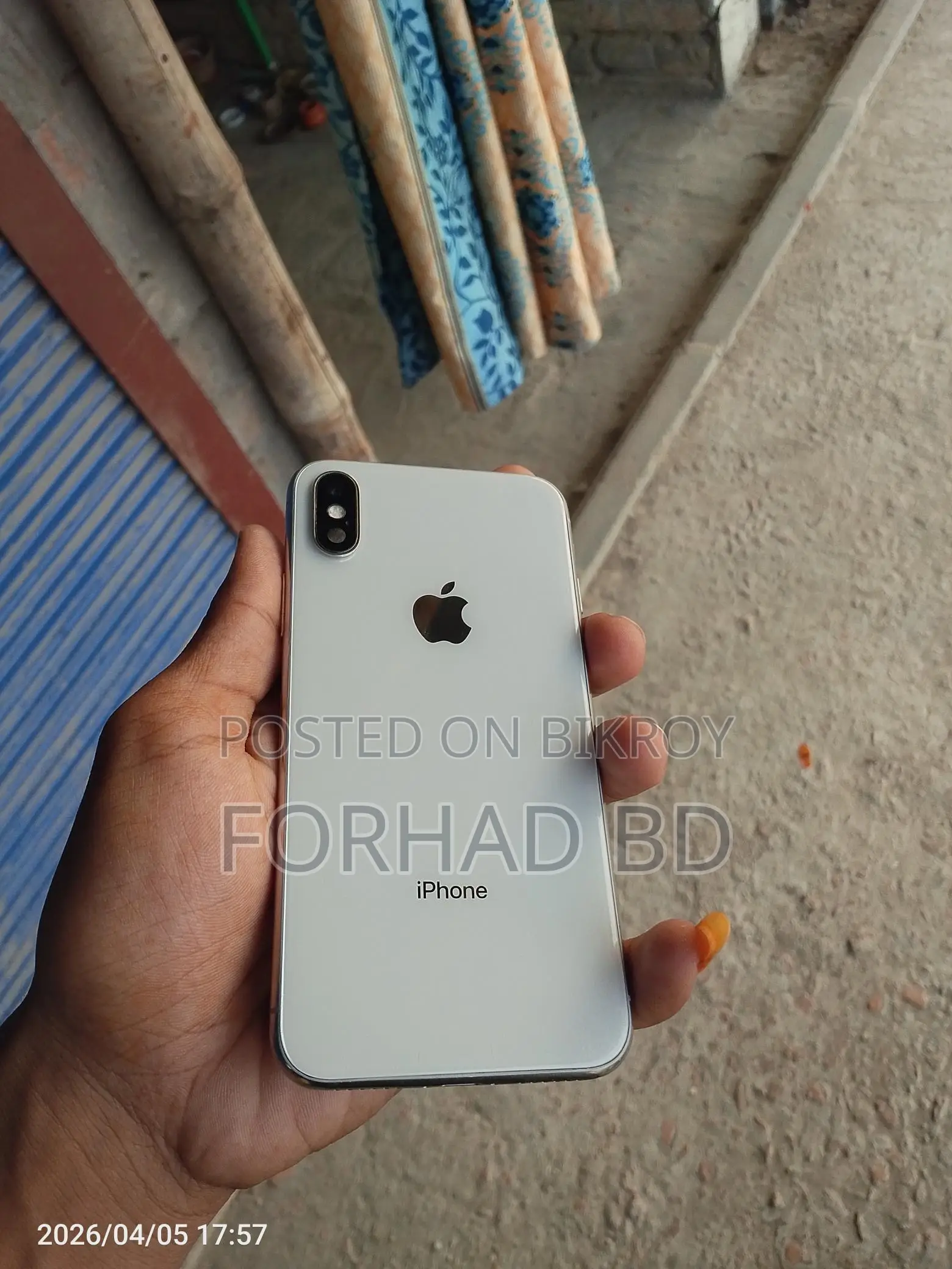 Apple iPhone X (Used)