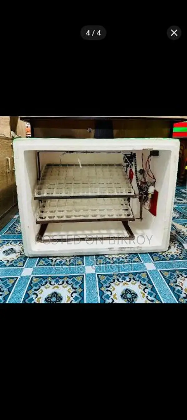 ডিম ফোটানোর মেশিন বিক্রি করা হবে। খুবই কম দামে।