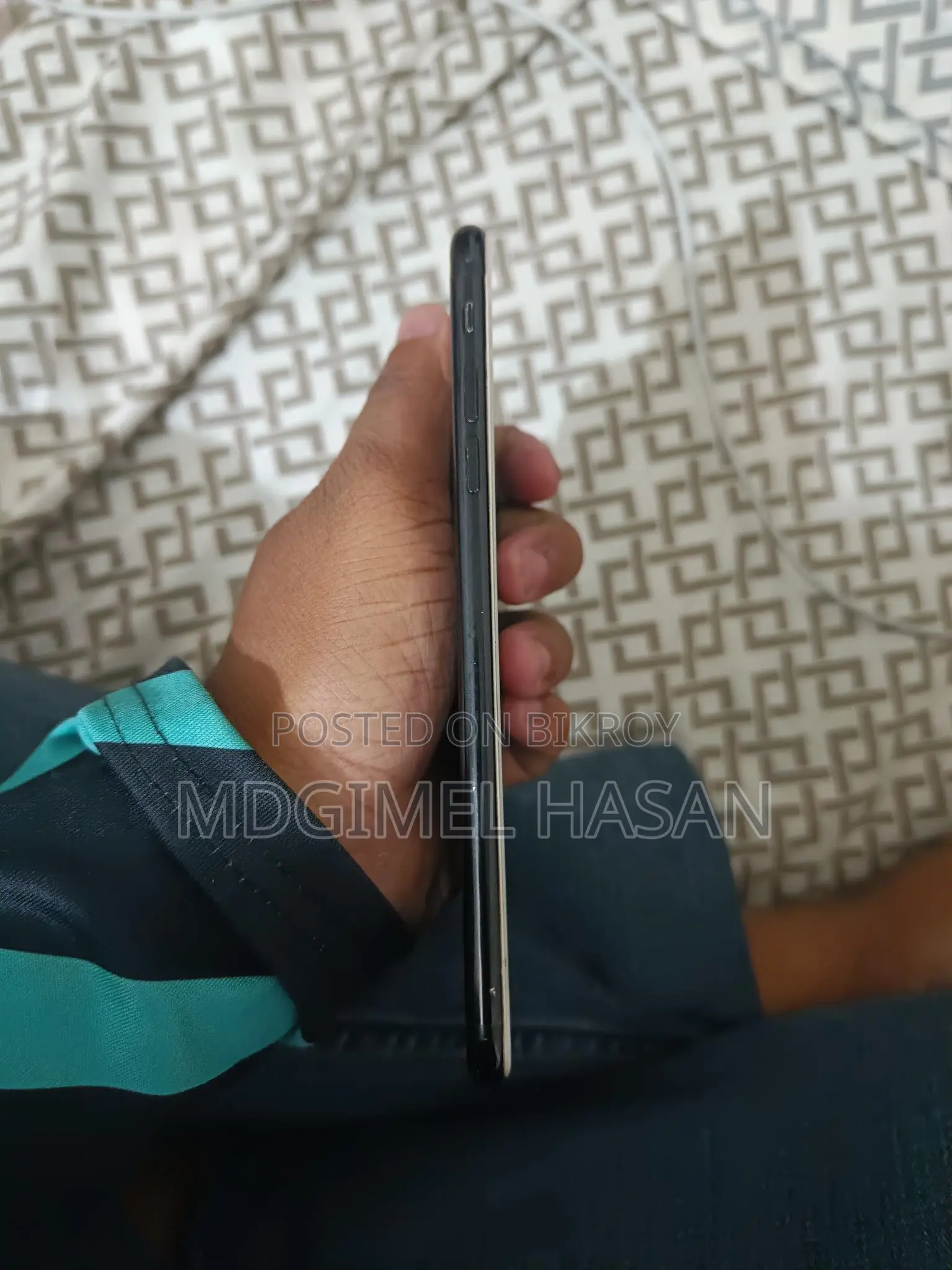 Apple iPhone 7 Plus . (Used)