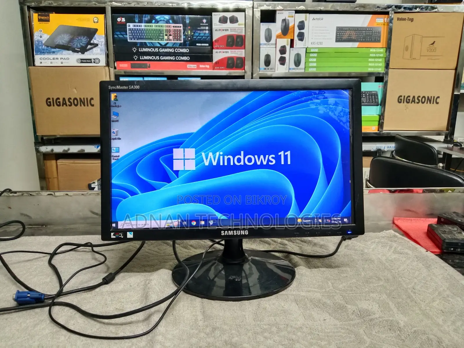 Samsung SA300 – 19” HD LED Wide Screen Monitor