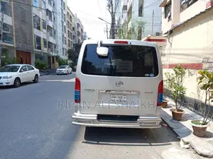 Toyota Hiace good 2016