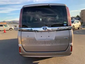 Toyota Noah X HYBRID BRONZE 2021