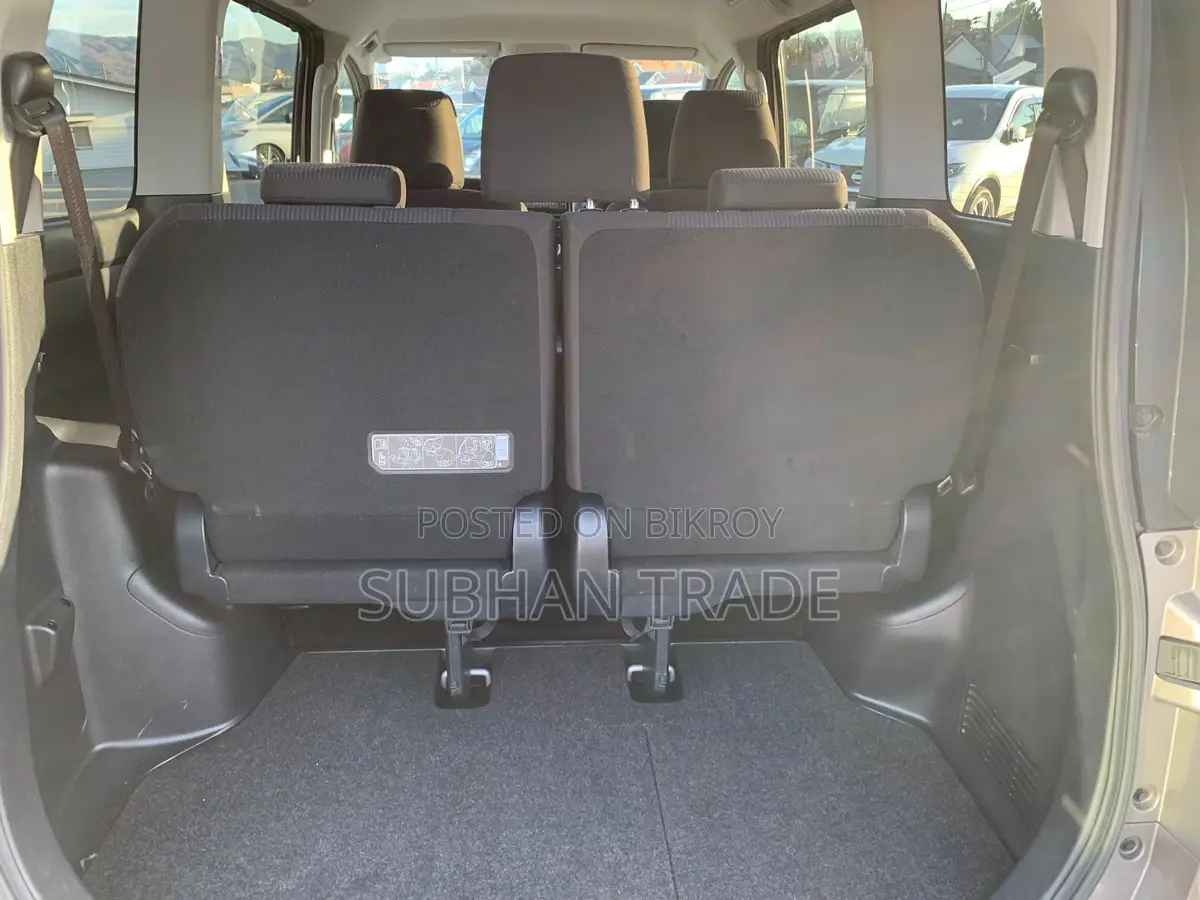 Toyota Noah X HYBRID BRONZE 2021