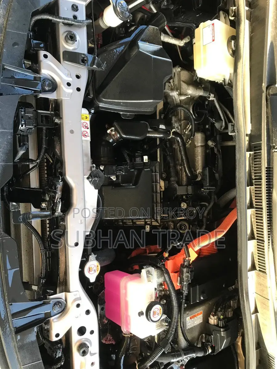 Toyota Noah X HYBRID BRONZE 2021
