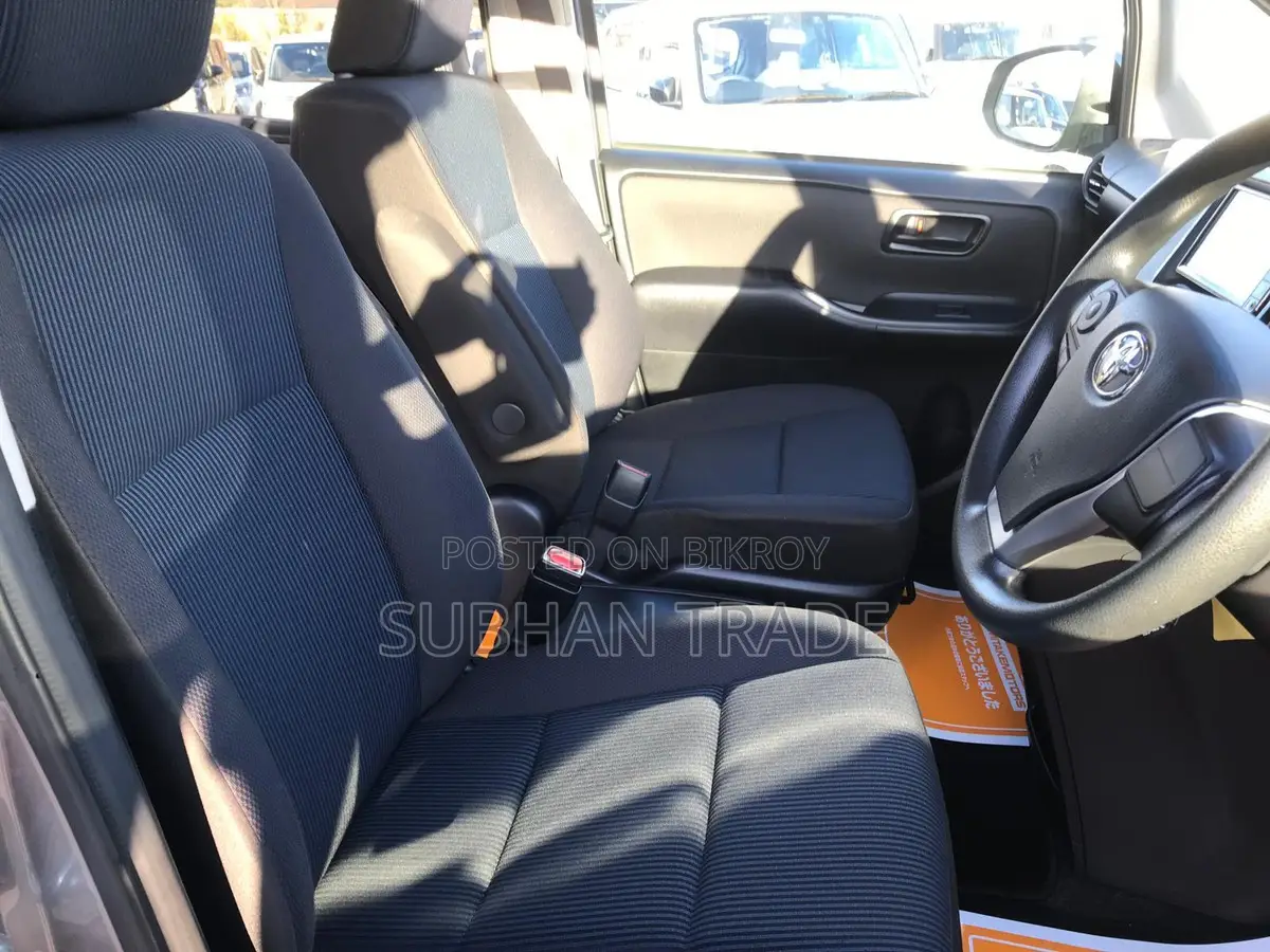 Toyota Noah X HYBRID BRONZE 2021