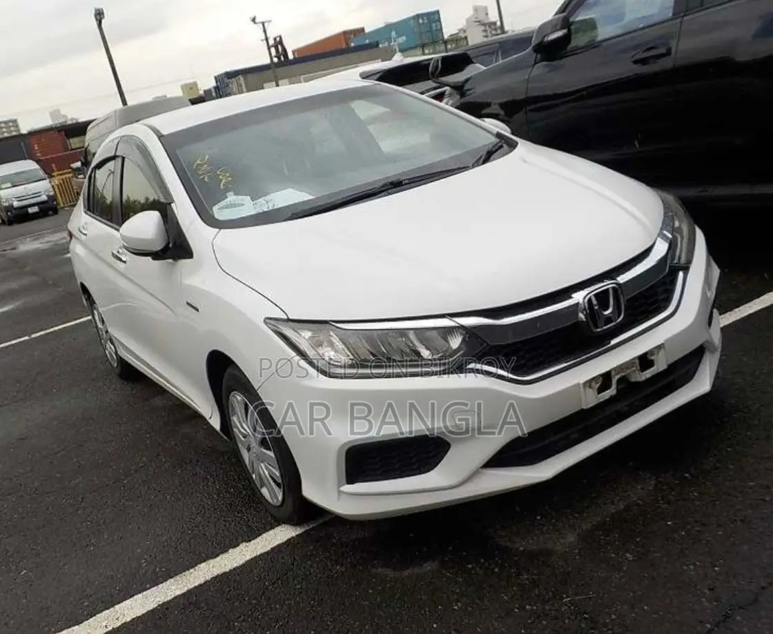 Honda Grace LX 2020