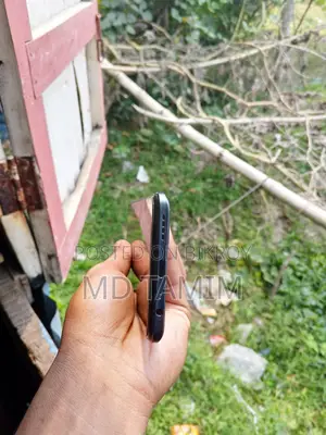 Realme 8 (Used)