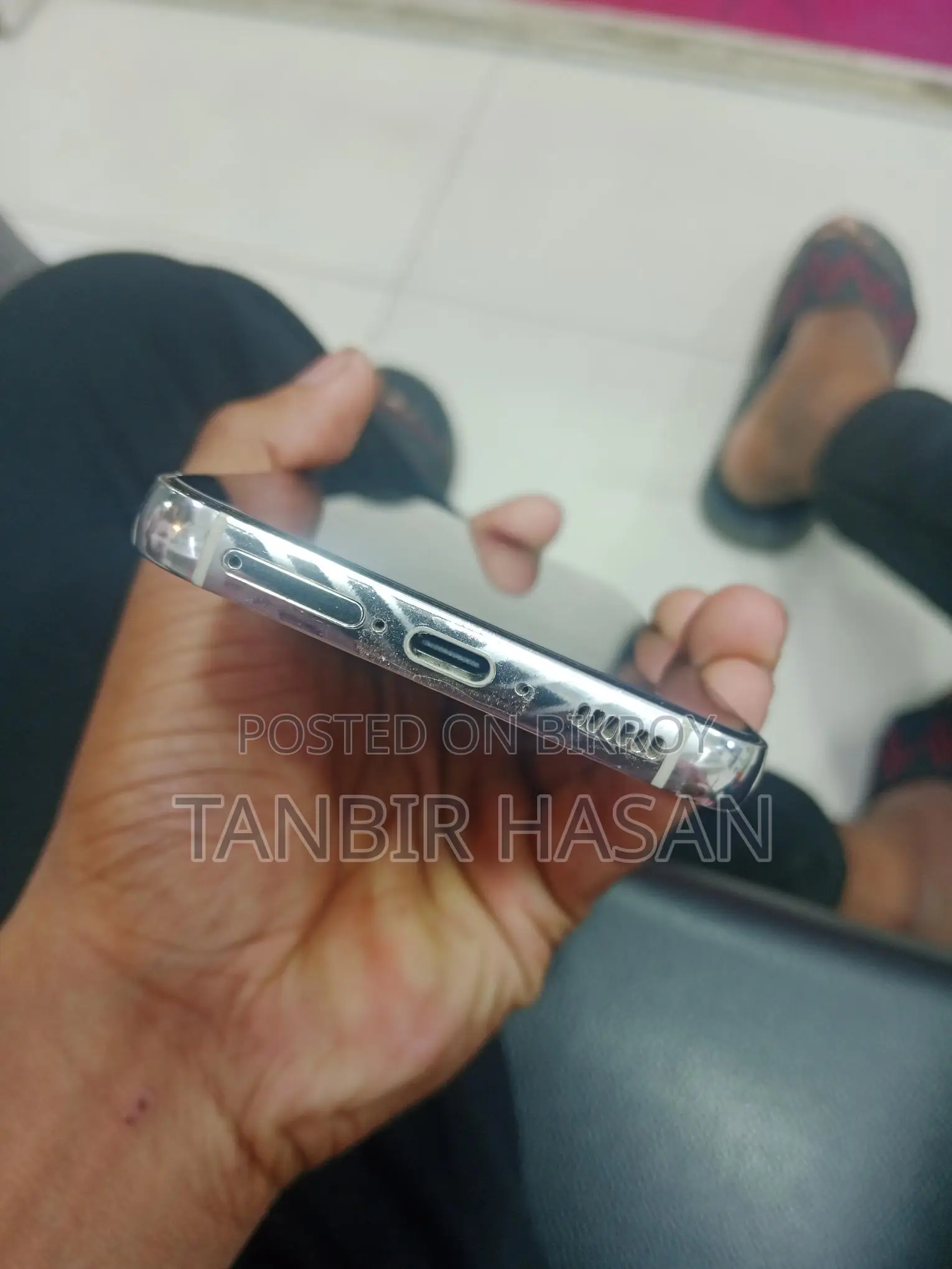 Samsung Galaxy S23 . (Used)