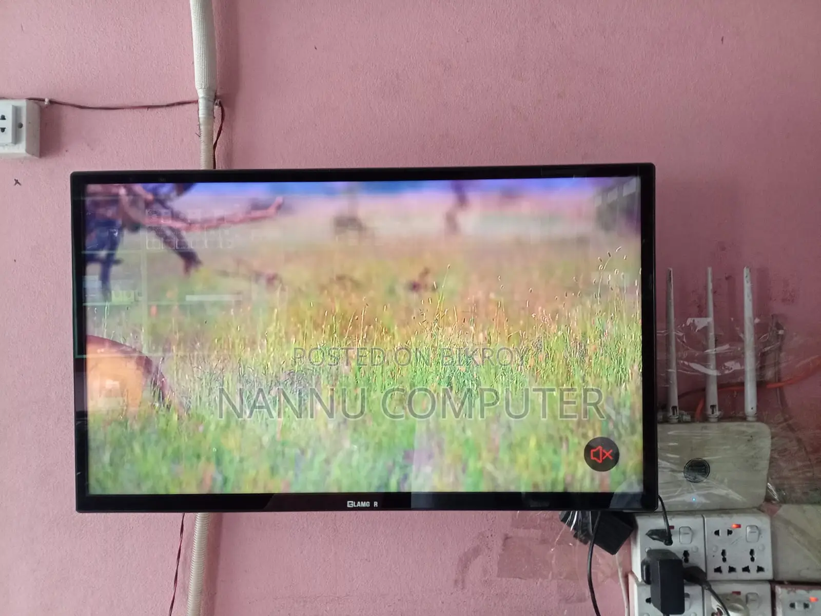Glamour 32" Double glass Smart TV