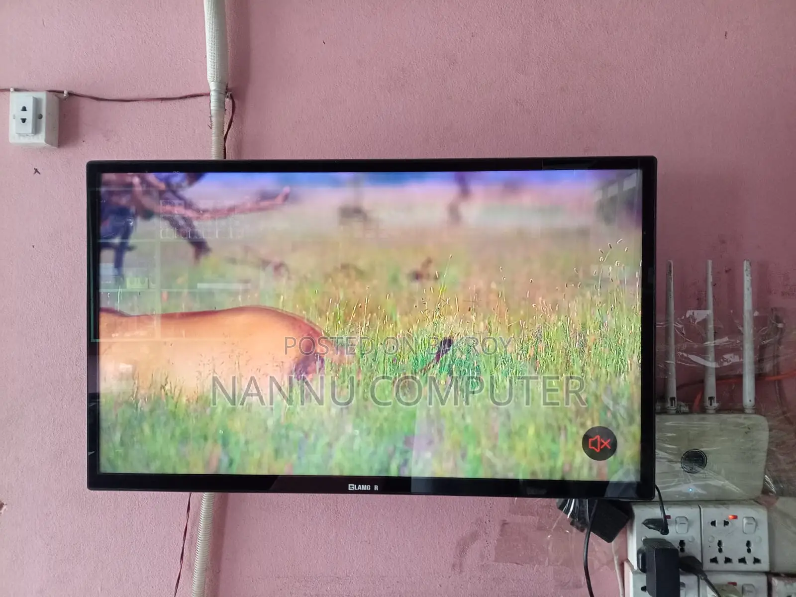 Glamour 32" Double glass Smart TV