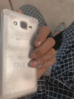 Samsung Galaxy J2 . (Used)