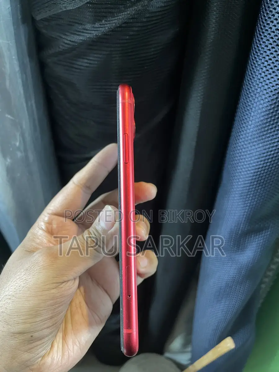 Apple iPhone 11 (Used)