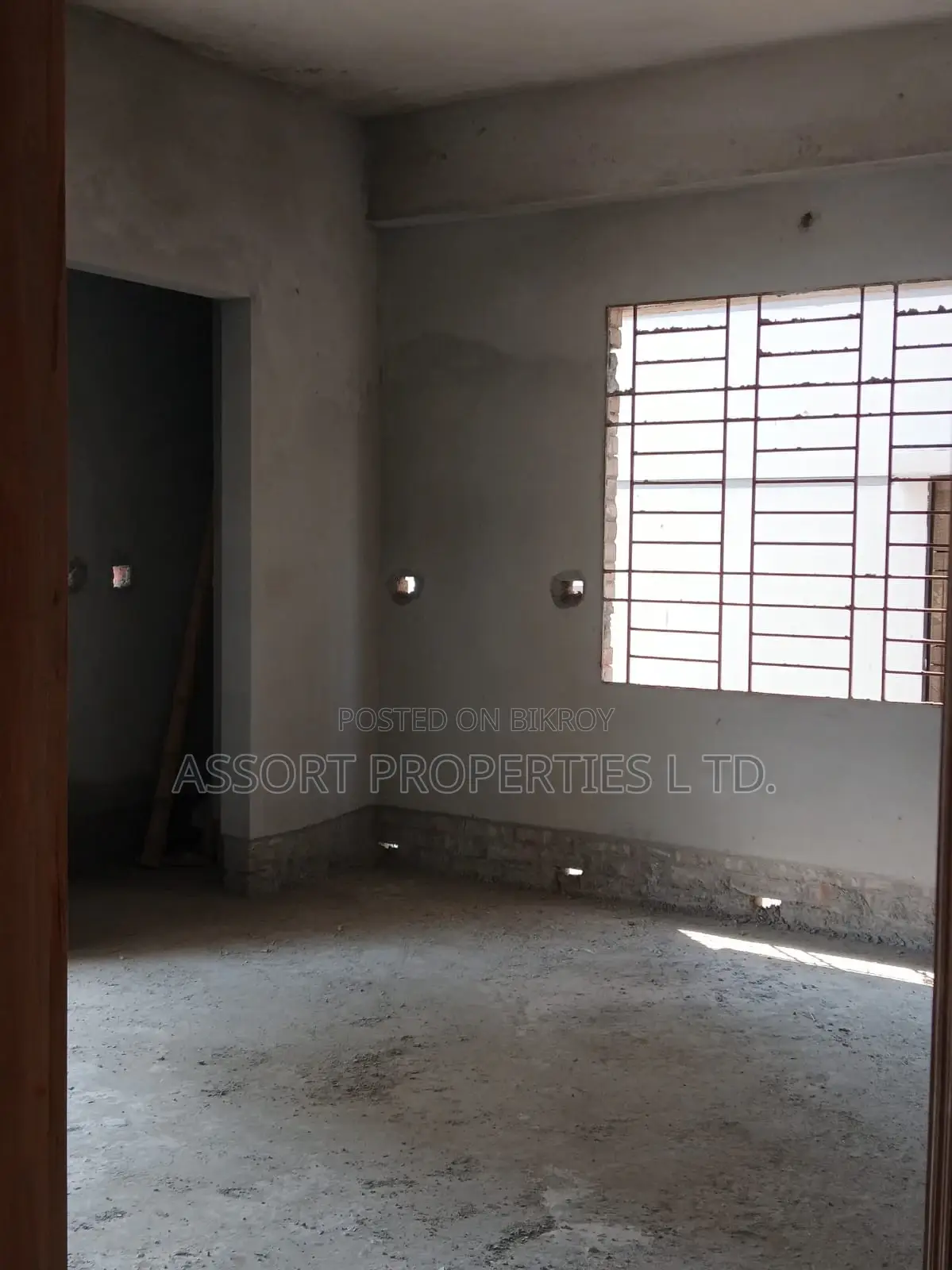 ১৫০০ বর্গফুটের ফ্ল্যাট বিক্রয় প্রিয়াঙ্কা রানওয়ে সিটি, উত্তরা