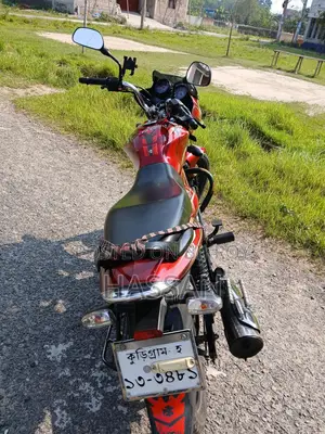Bajaj Discover 100 2019 Red