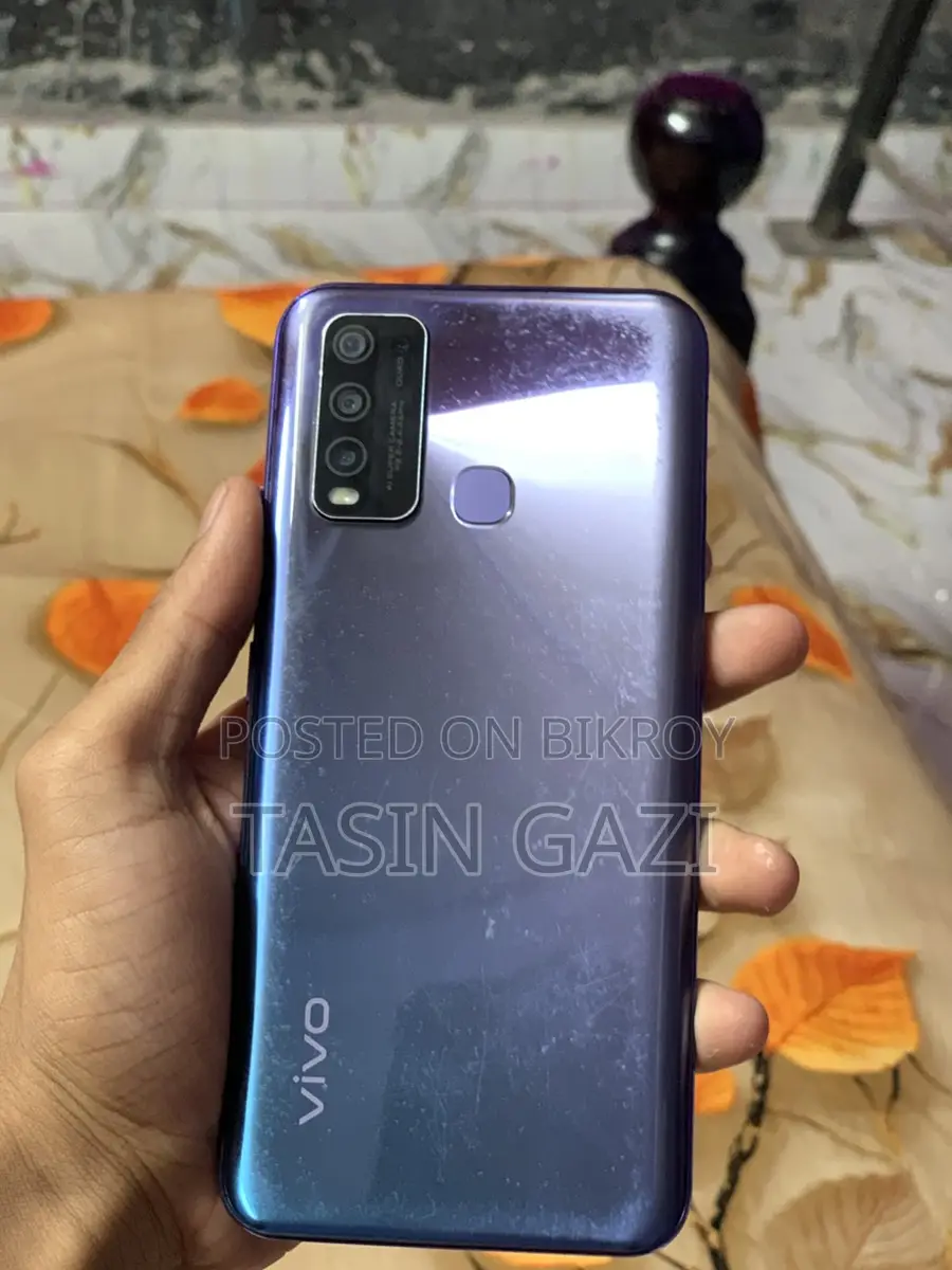 Vivo Y50 (Used)