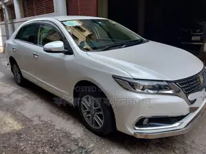 Toyota Premio push start 2018