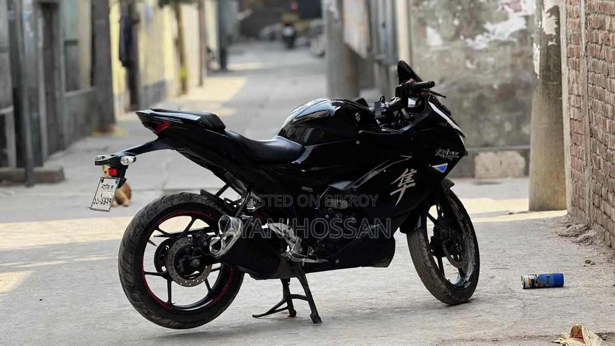 Suzuki Gixxer SF 2022