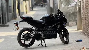 Suzuki Gixxer SF . 2022
