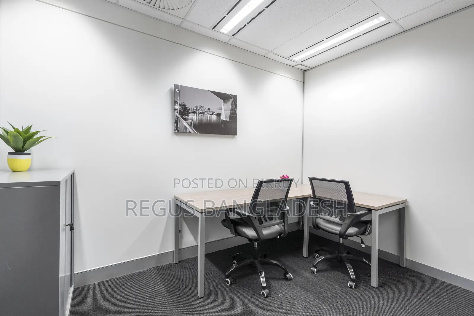 Serviced Office with Amenities