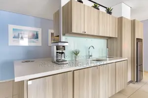 Serviced Office with Amenities