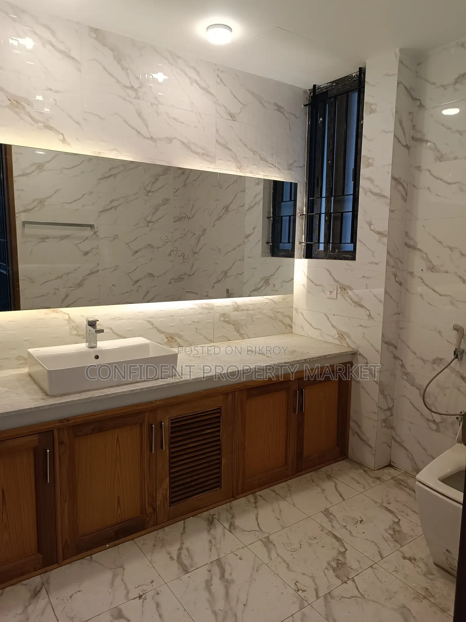 Semi Furnished Flat For Rent In Gulshan