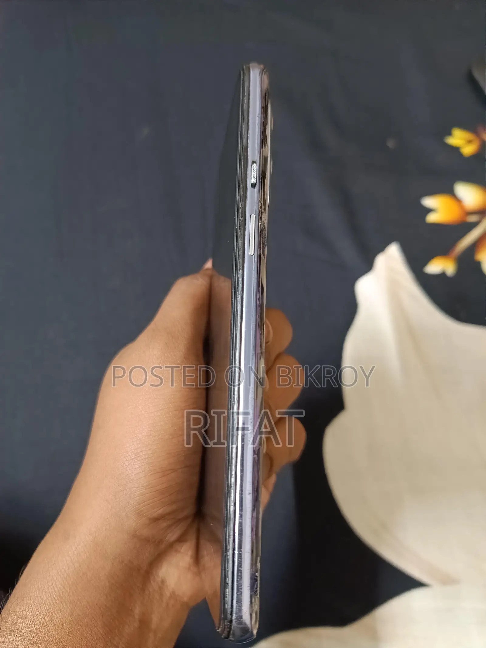 ওয়ানপ্লাস ৯ ৫জি (ব্যবহৃত)