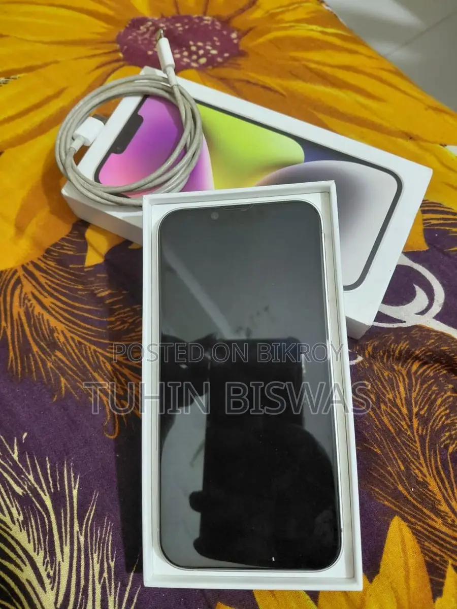 Apple iPhone 14 . (Used)
