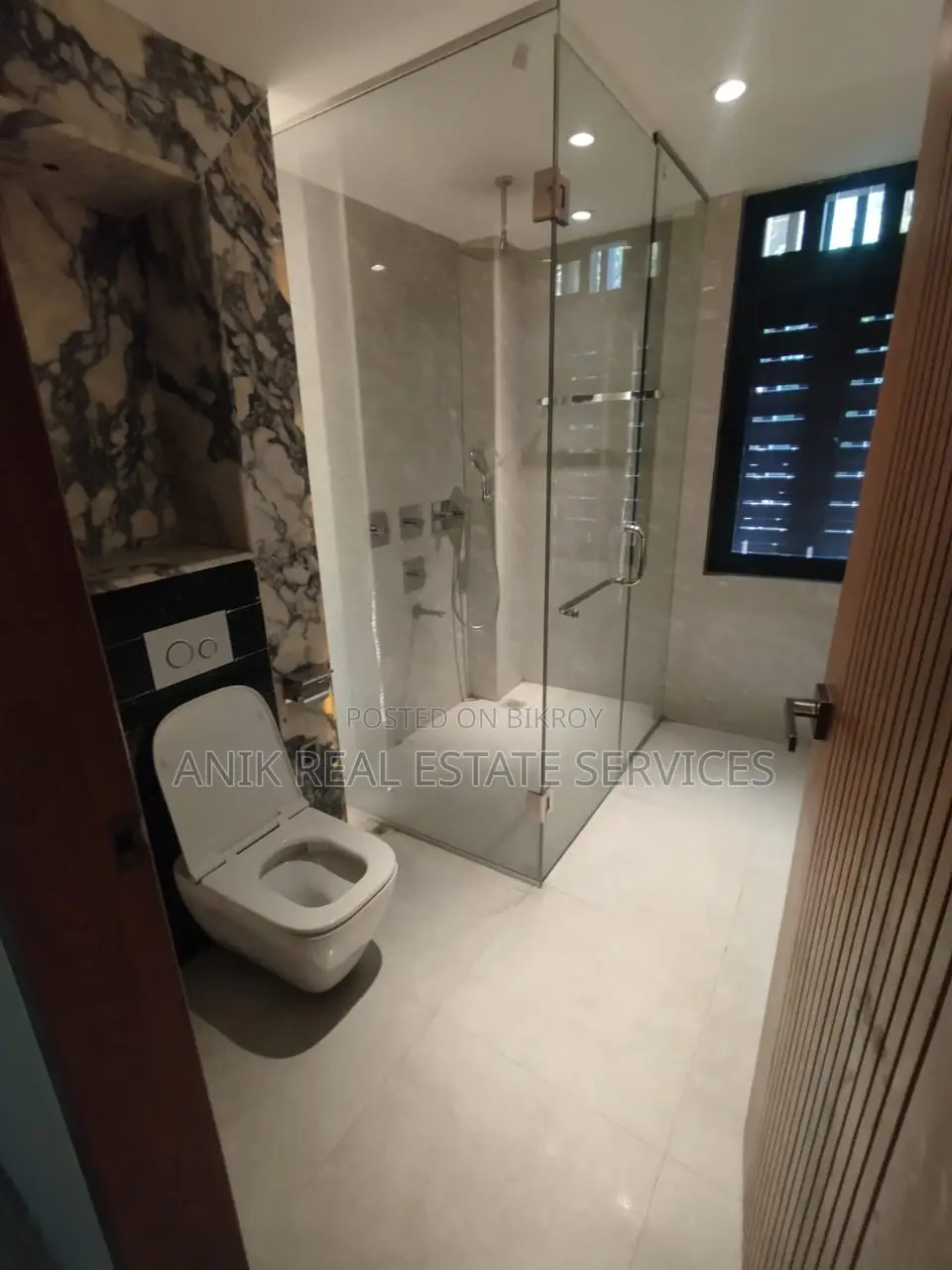 New Modern 3 Bedroom Semi Farnised Flat Rent At Gulshan 1
