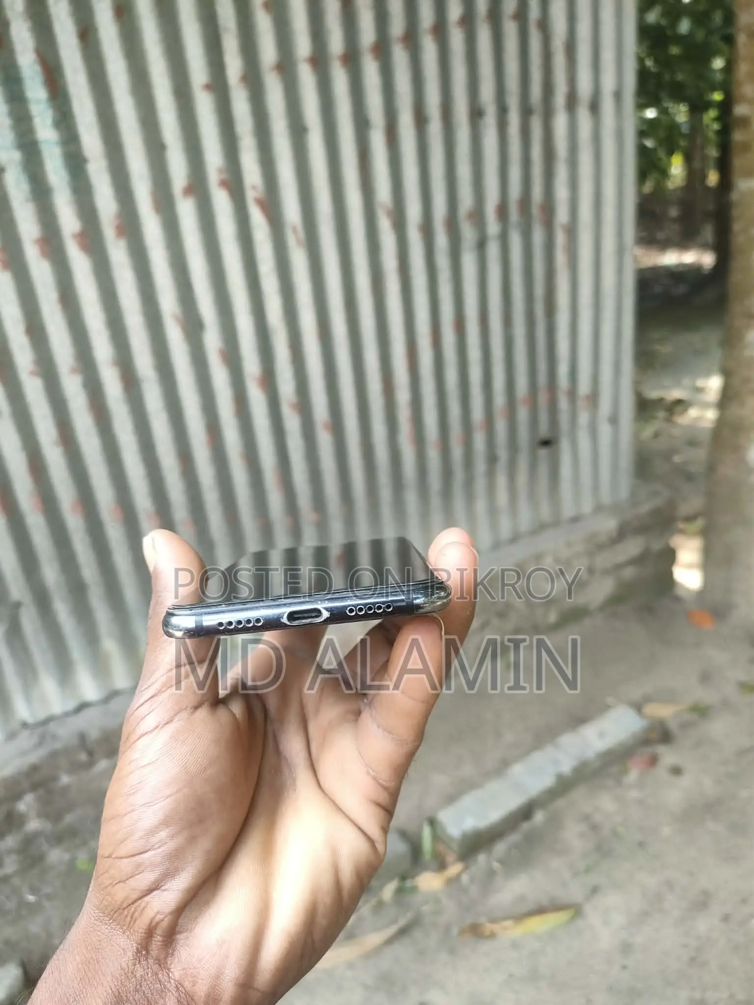 Xiaomi Mi 8 Lite . (Used)