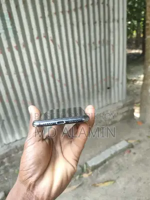 Xiaomi Mi 8 Lite . (Used)