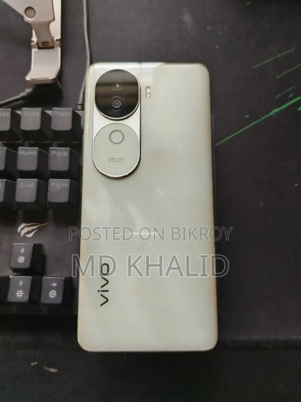 Vivo V40 e 8/128 (Used)