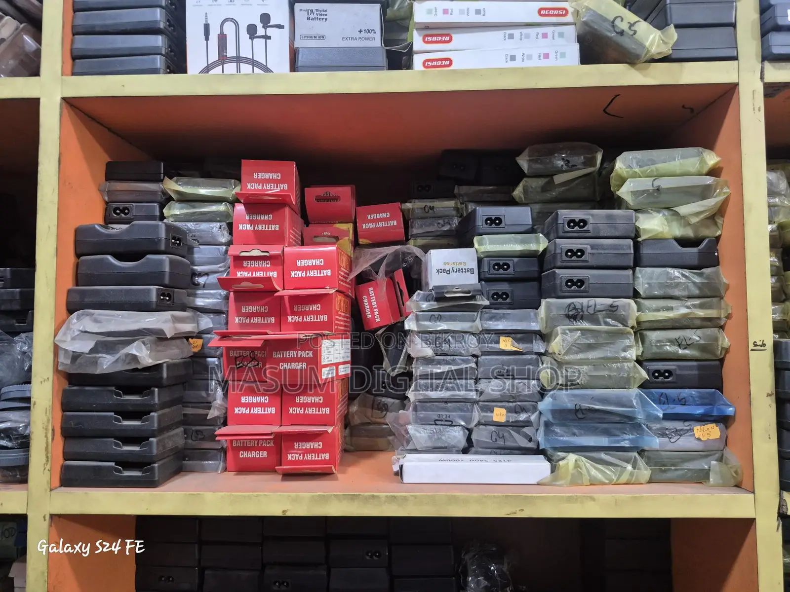 Canon, Nikon, Sony, Fuji Film, Panasonic, All Digital Camera Charger