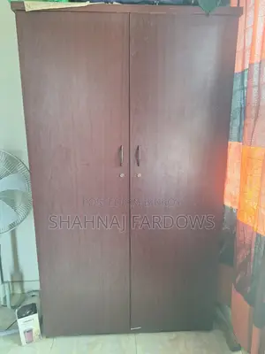 I want to sell the wooden wardrobe