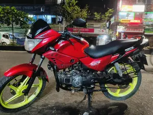 Hero Glamour Xtec . 2013