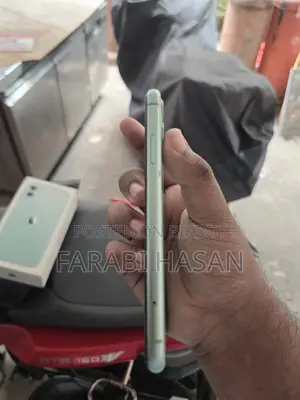 Apple iPhone 11 (Used)
